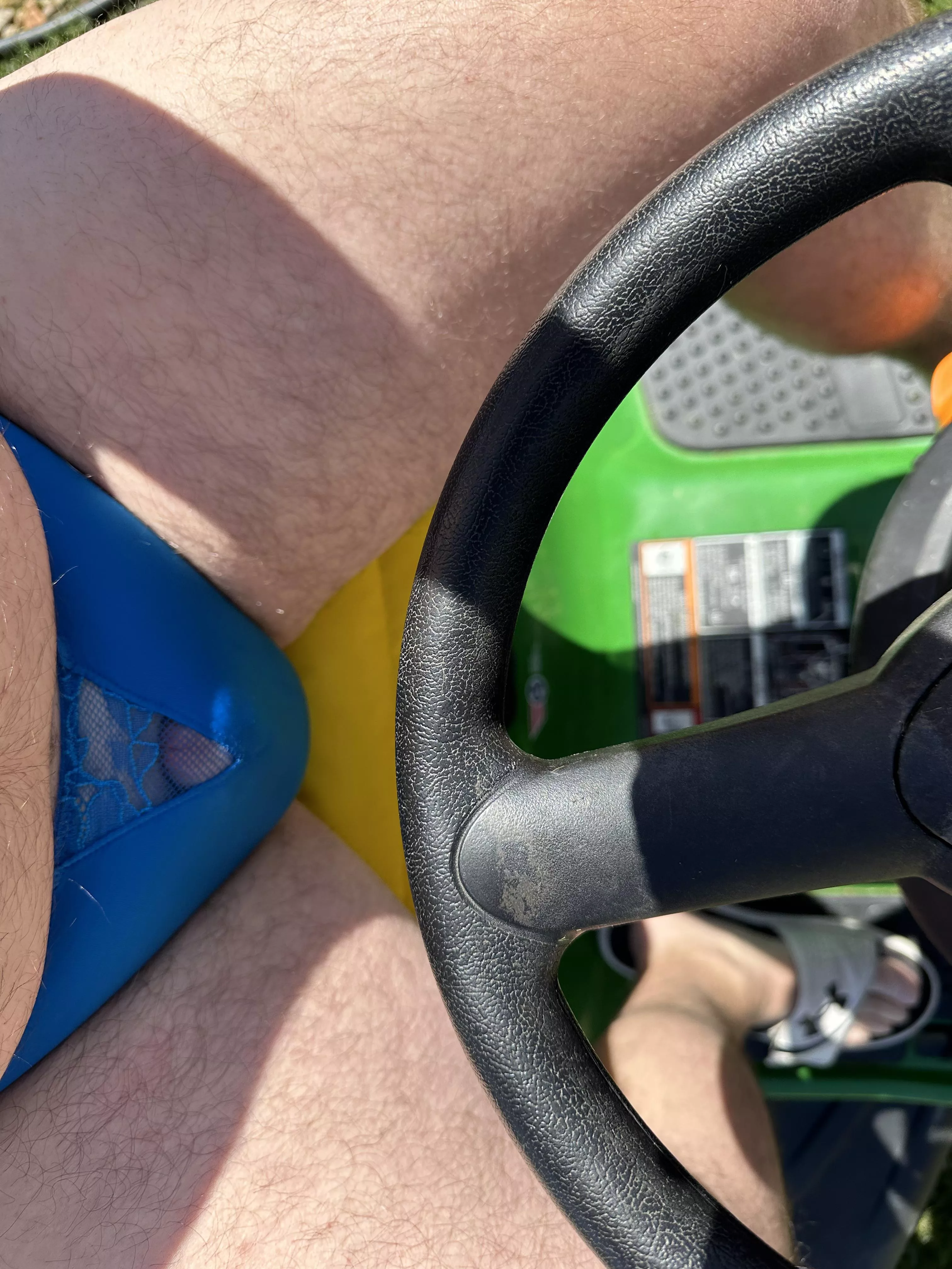 Cutting grass in my panties posted by Spivey69