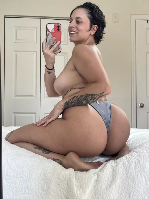 Didn’t see you back there!  by yazzelberry