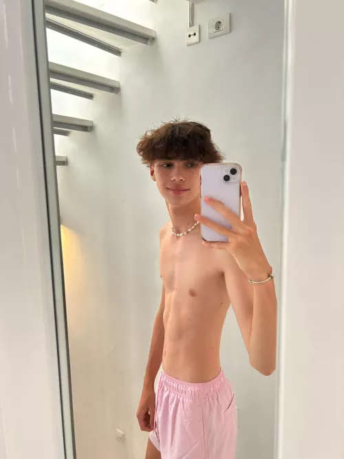 Do you think it is hot when a guy shows off his body in tight pink trunk?(19yoSurferboy) by SpicySisterxo_