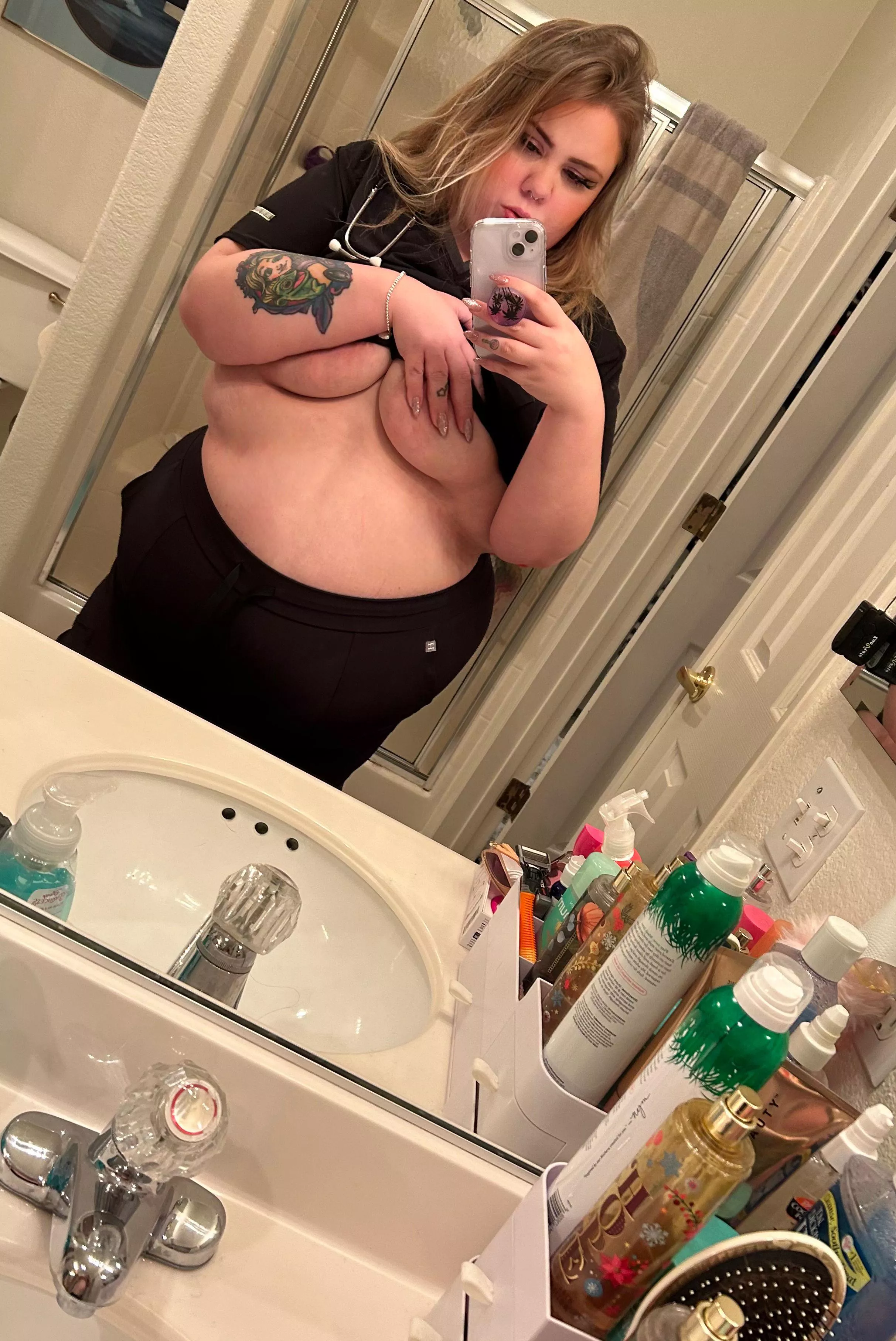 ever wanted to fuck a 32yo chubby slut? posted by jahmmi234