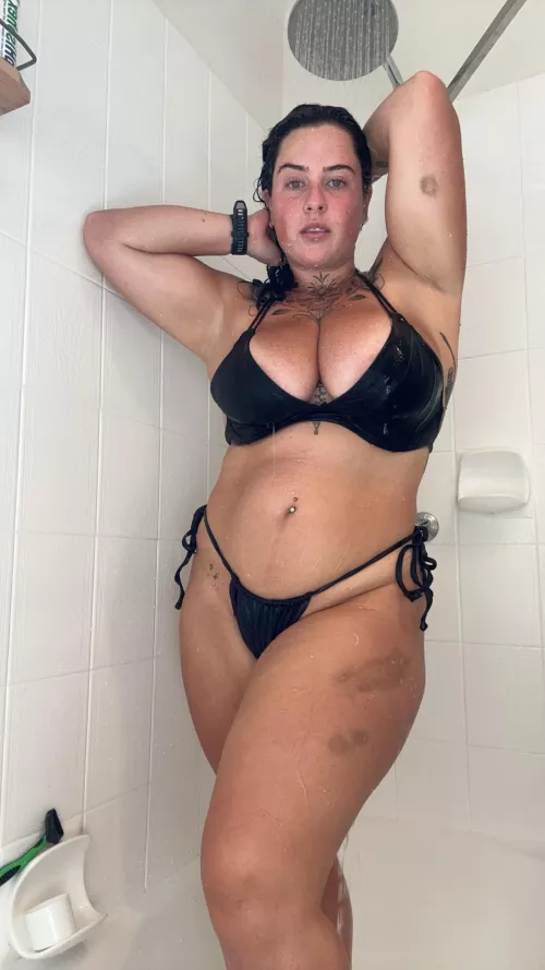 excuse all the bruises, things got a bit rough haha by avek22