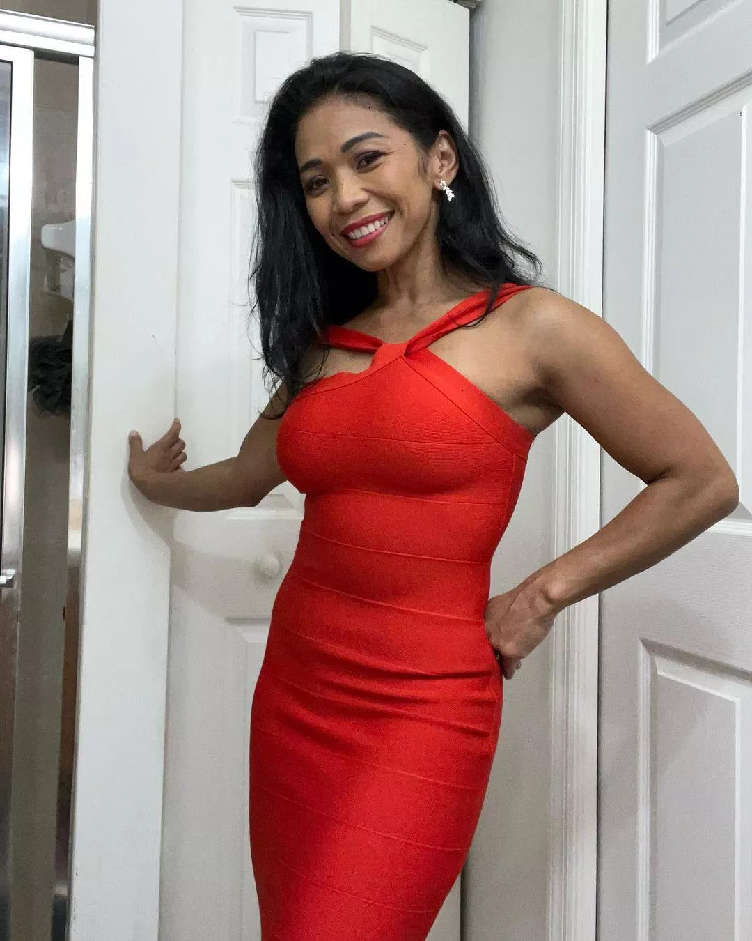 Filipina MILF posted by wakkaffx2