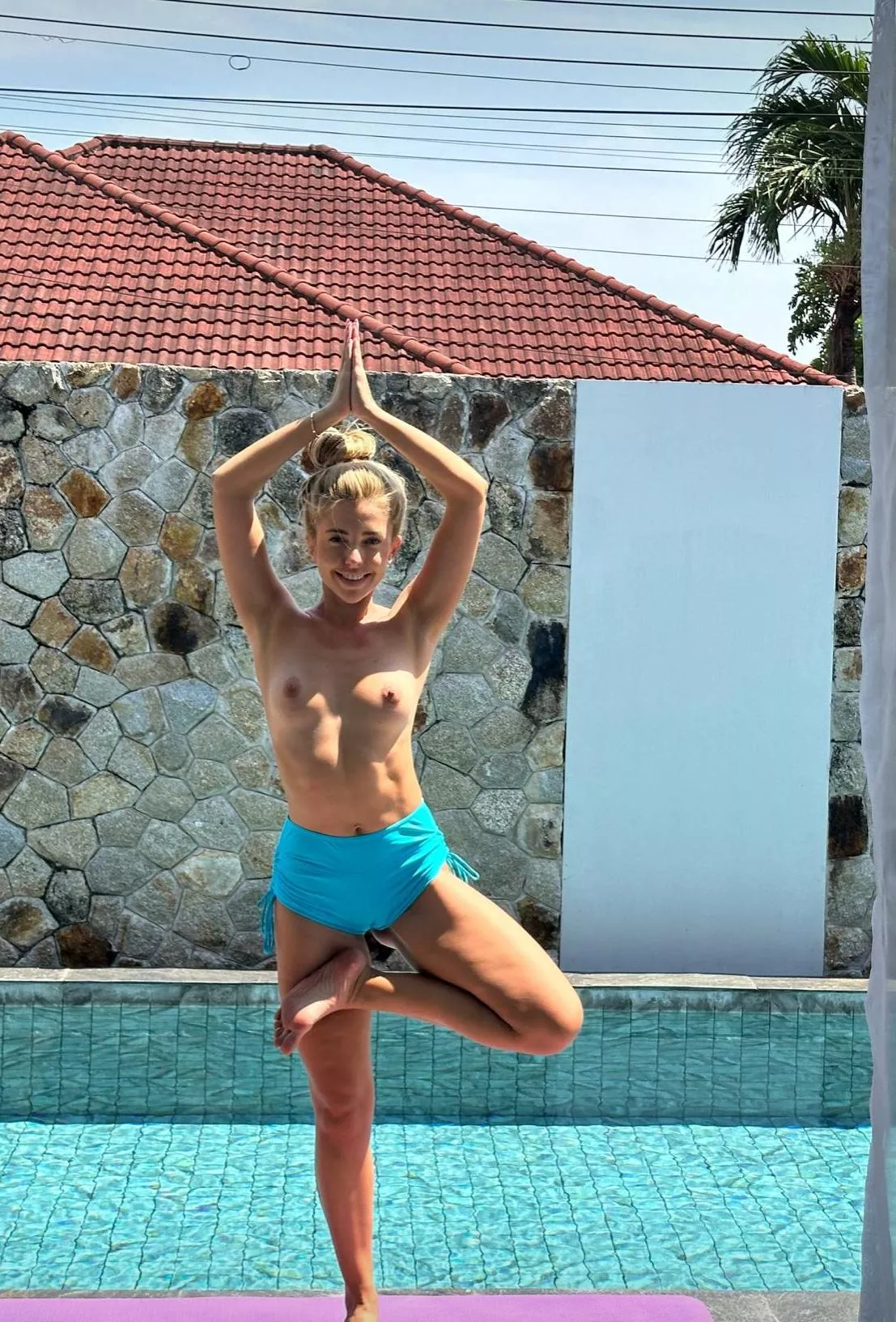 Finding Peace in the Moment posted by RoyalSexyLioness