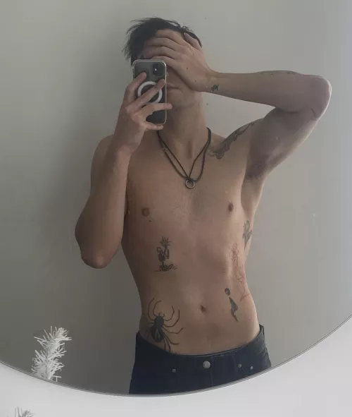 First post :) by Kraveravenn