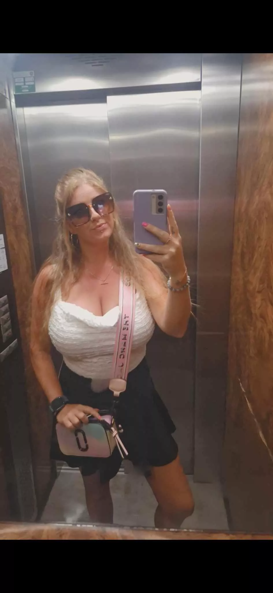 Going up? posted by Lilminxleela