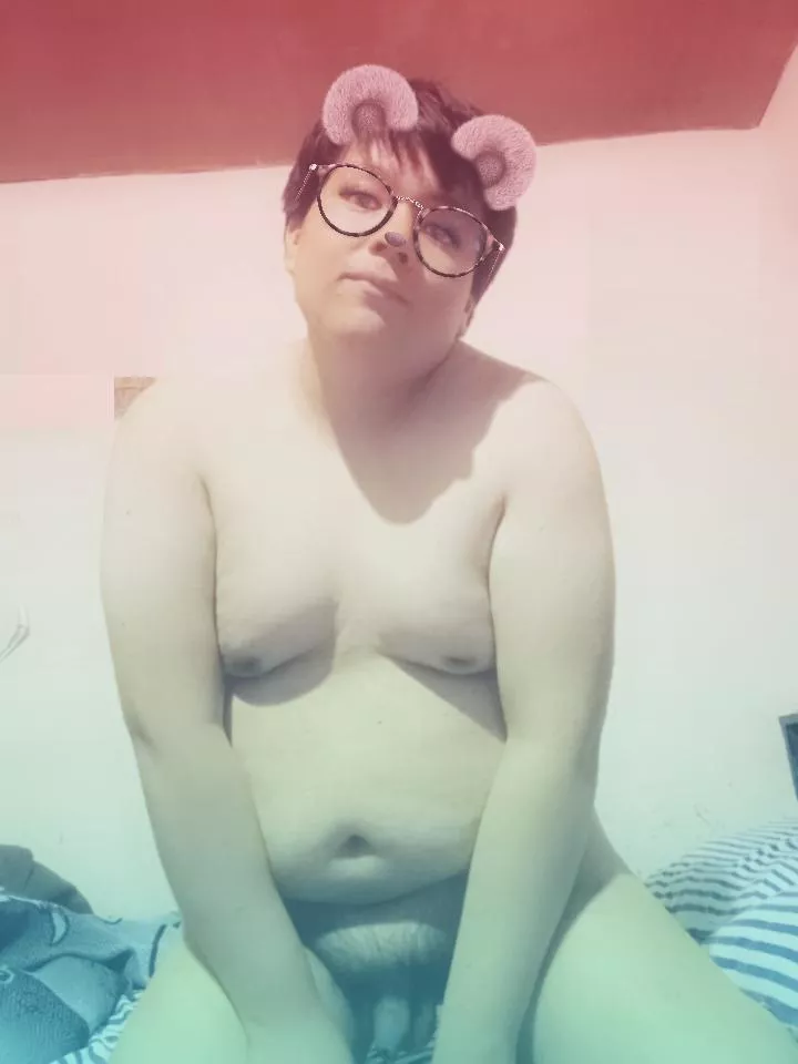 Hiii posted by kutekittyboy