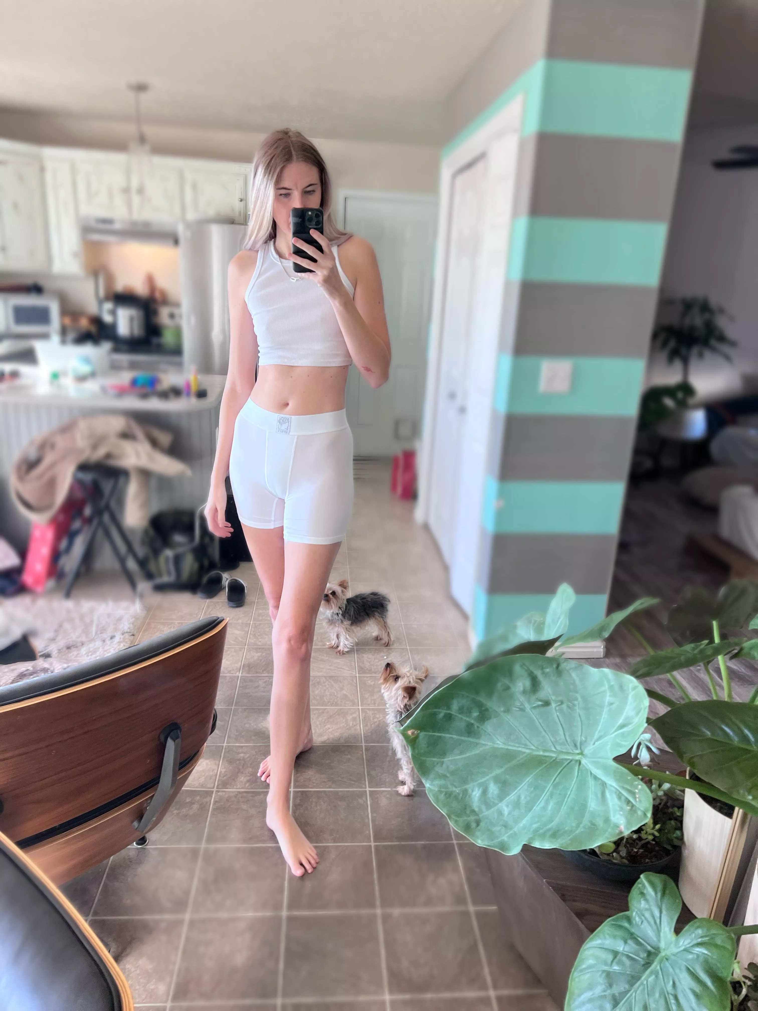 How long would it take you to rip everything that’s white o[f]f? 6’1 posted by IssyAusti