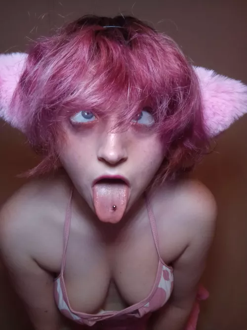 I absolutely love making this face by LadyCheesecake12