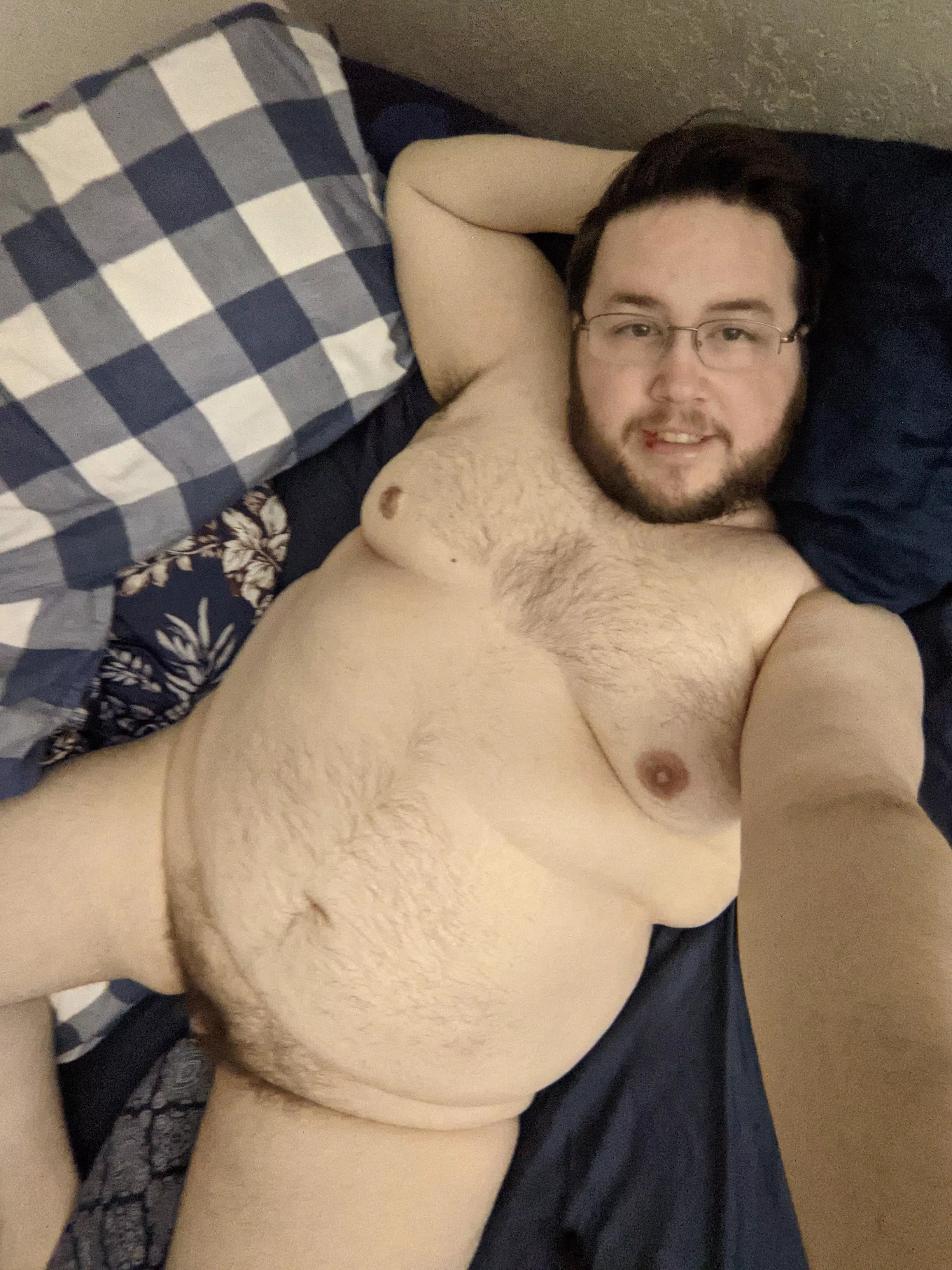 I am far from the ideal bear but I wanted to join in.  posted by gr8_jake