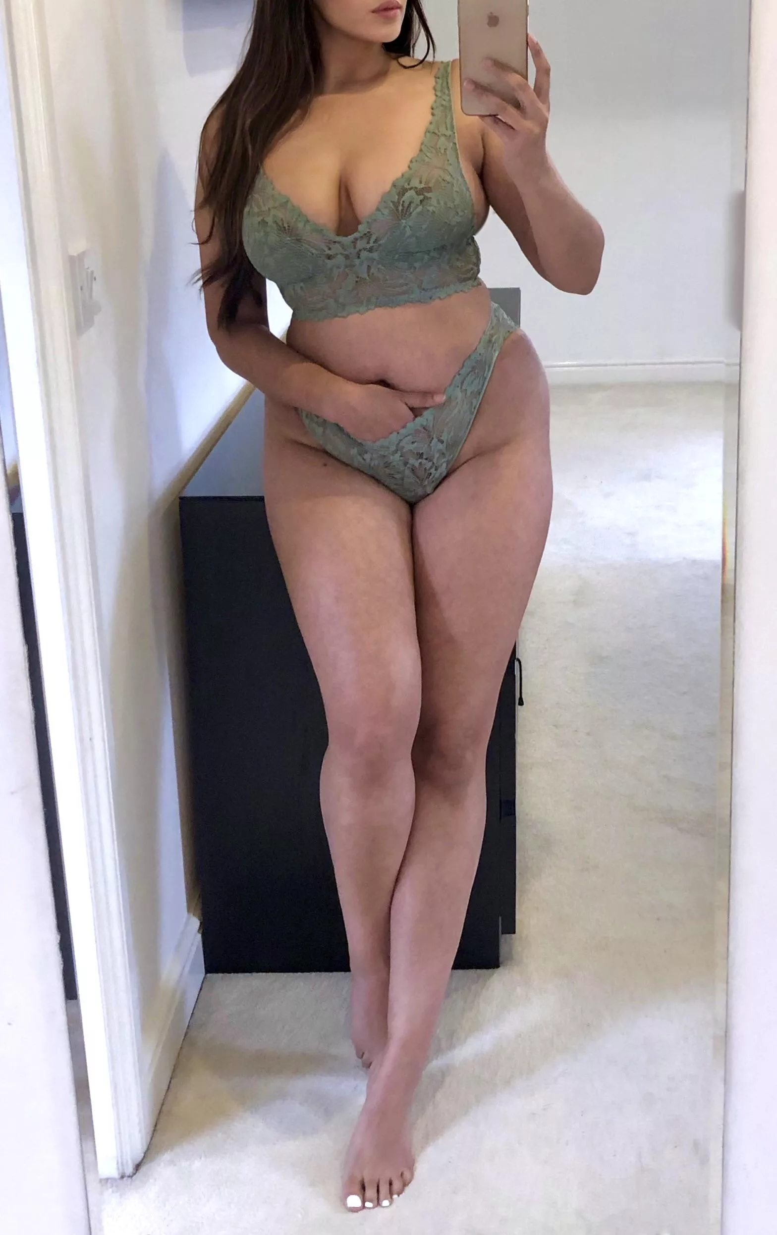 I can’t stop cheating, will you be next… posted by AKJ69x