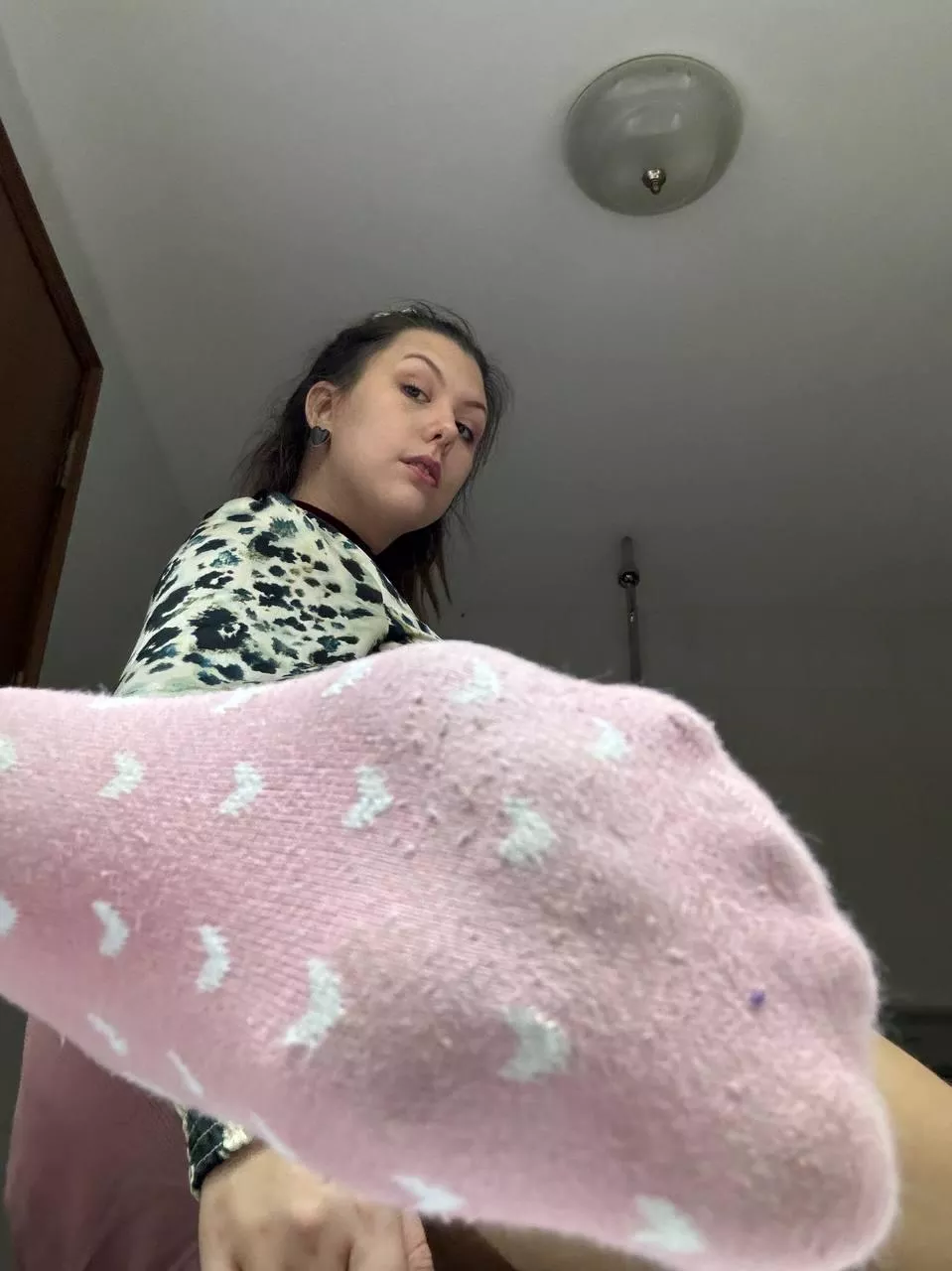 i know the smell will make you hard posted by neon__goddess