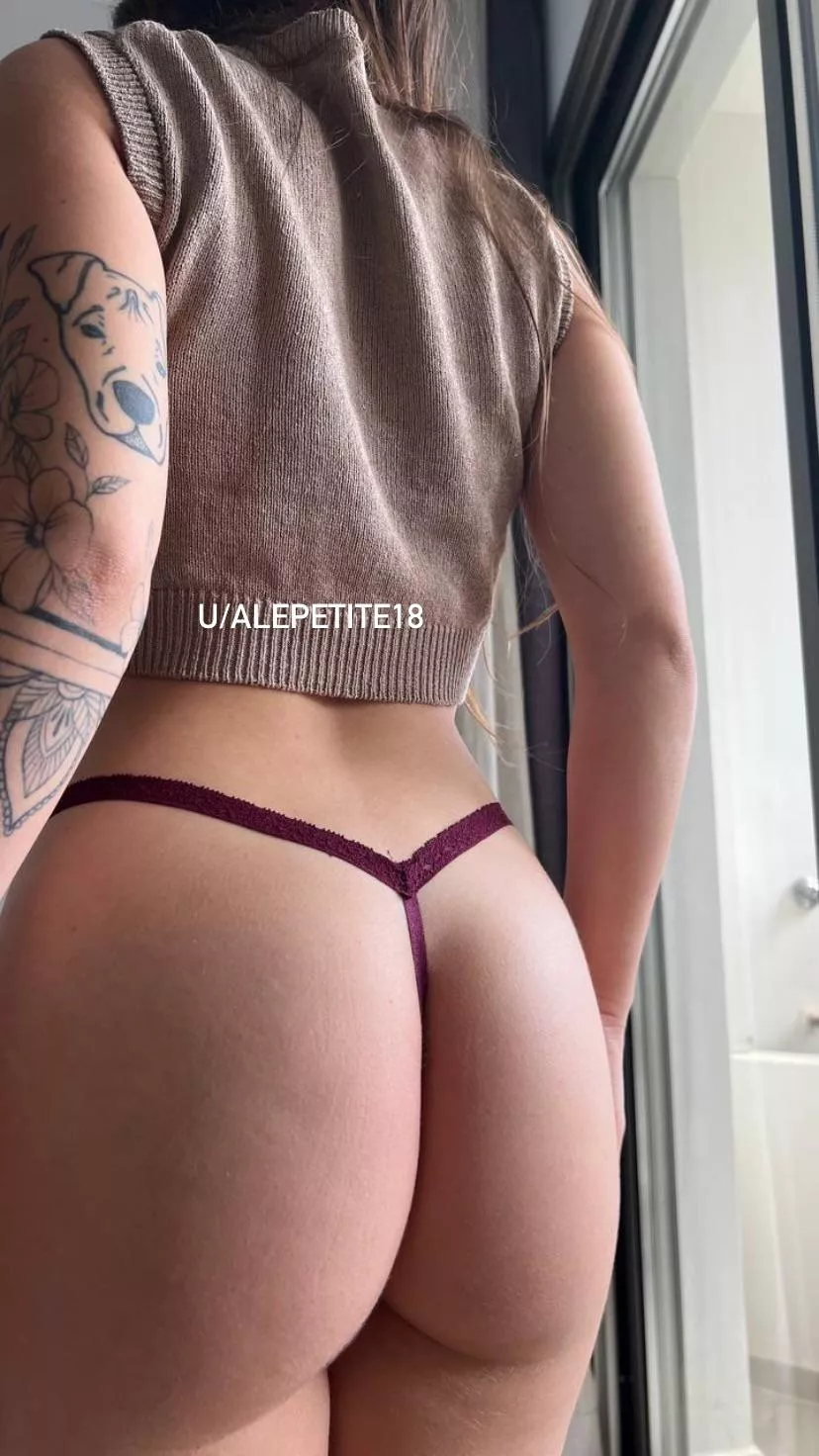 if you wonder what your sexy teacher wears, there you are posted by alepetite18