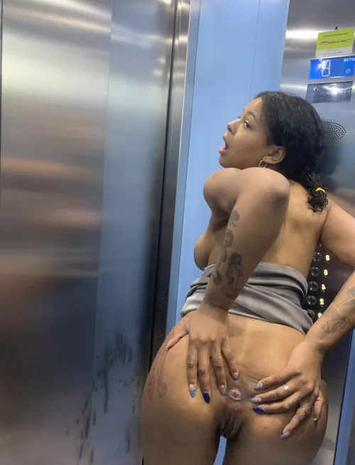 It's a pity my house has few floors, the climb is too fast by Bawdycollect715