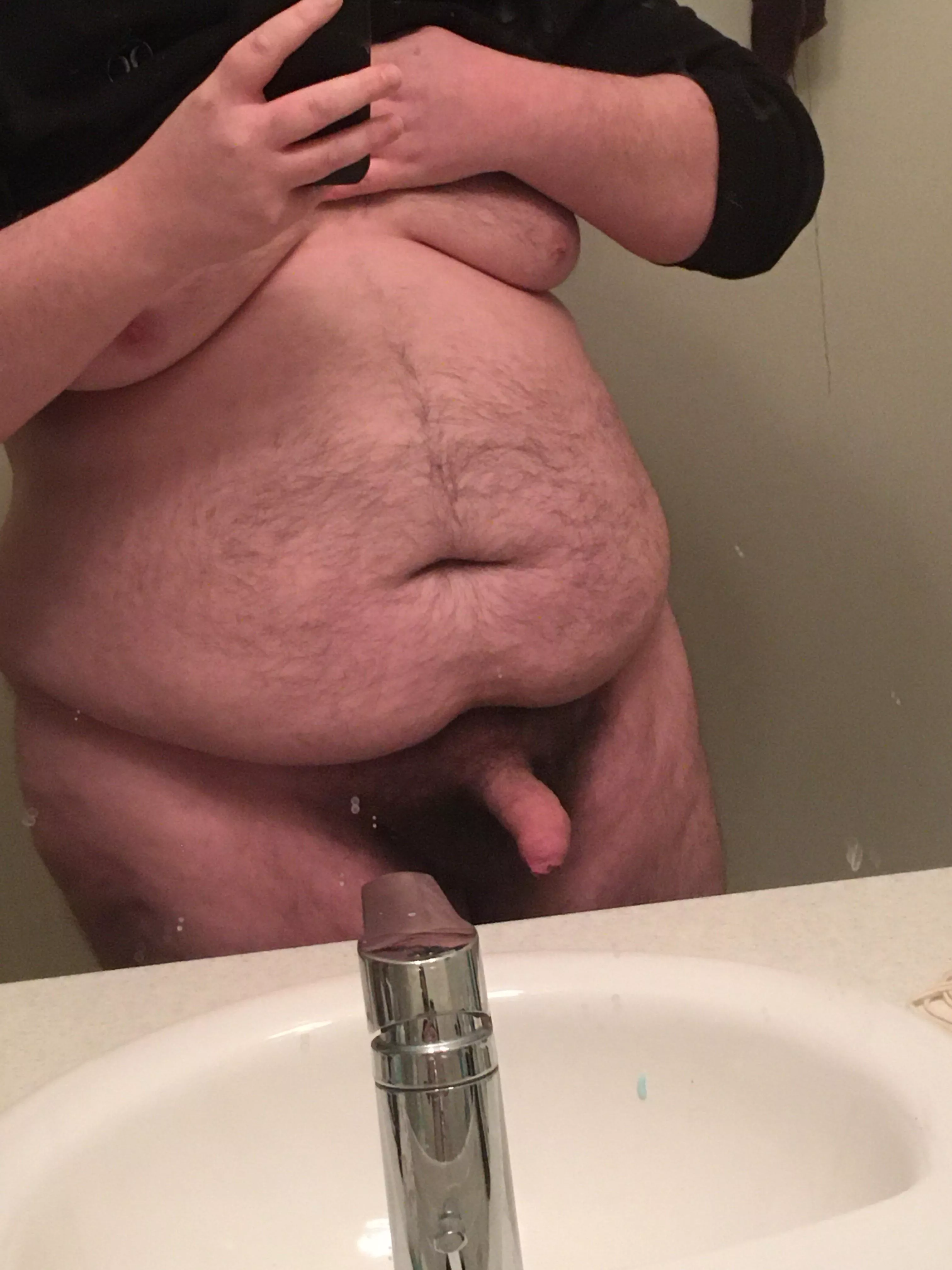 Ive always enjoyed taking nudes when I’m hard🥰🥰🥰 posted by Johhnyboy8645