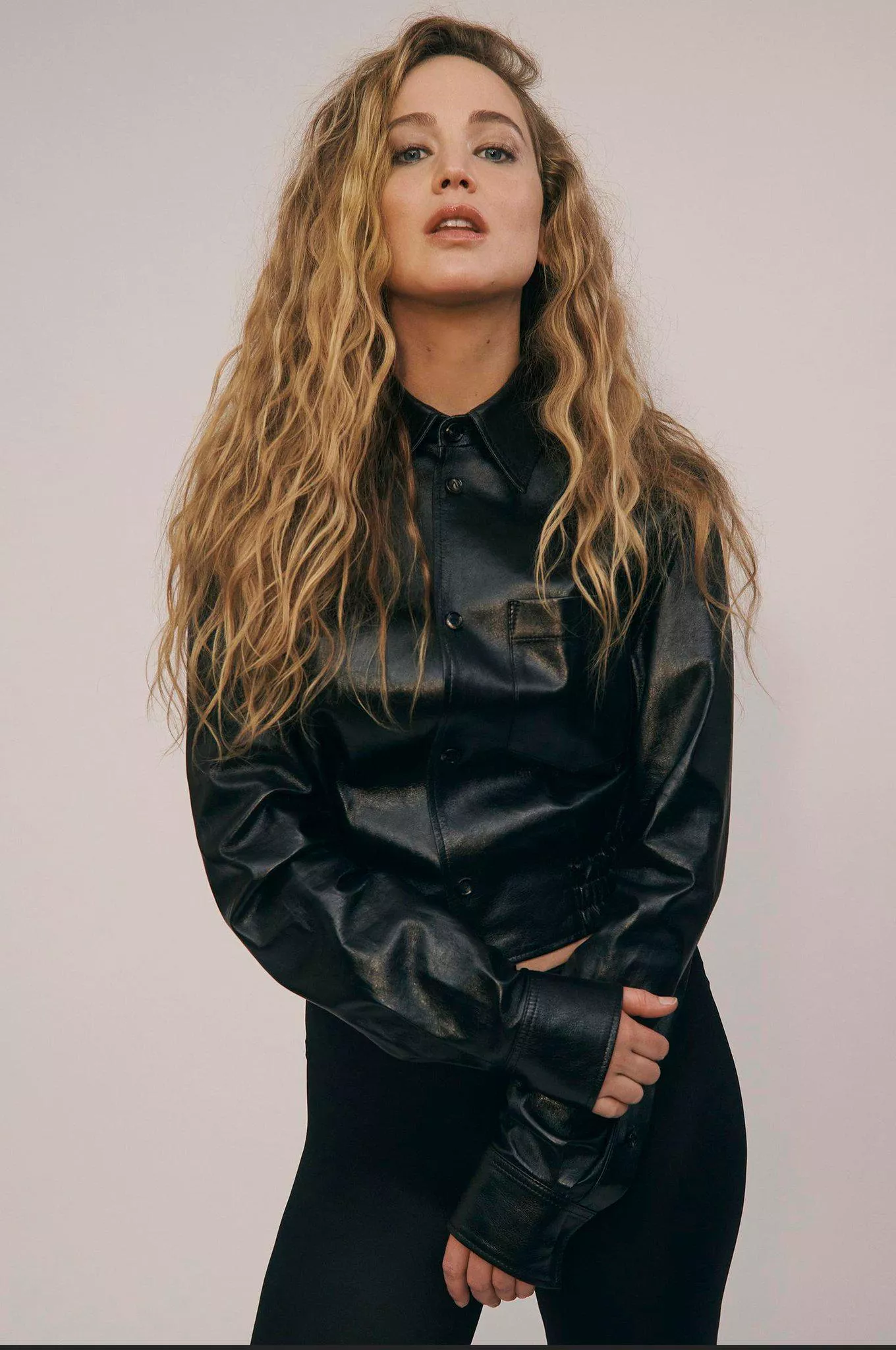 Jennifer Lawrence posted by sagar9175