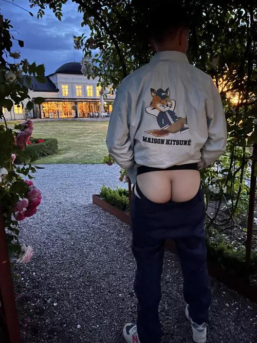 Let’s put on a show 🤭 by Prestigious-Young-59