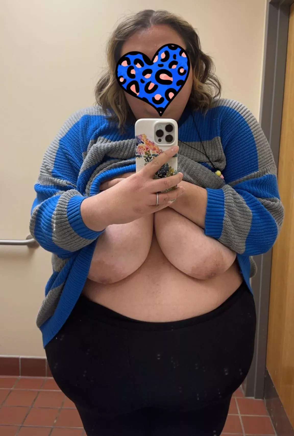 like what you see, daddy? posted by AbbieBug