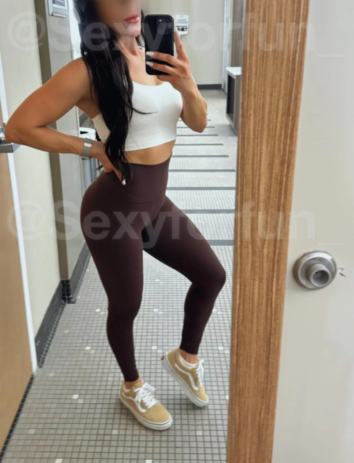 Monday morning gym selfie for you.. posted by Sexyforfun_