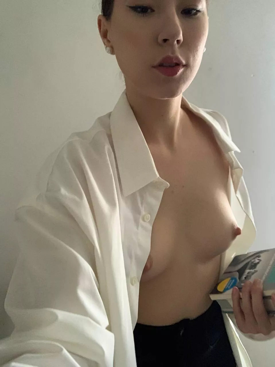 My skin is your blank canvas, ready for your masterpiece
 posted by You_BabyGirl