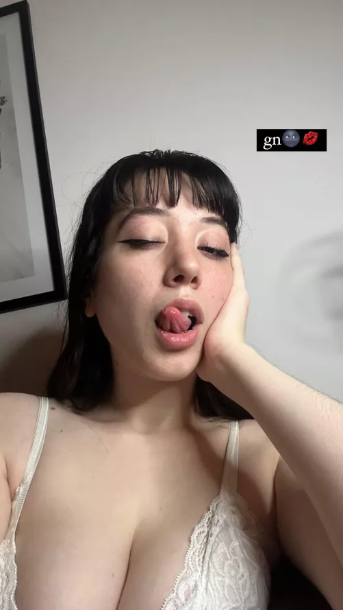 My tits is waiting for you to taste this bad girl by Cutee_Queen