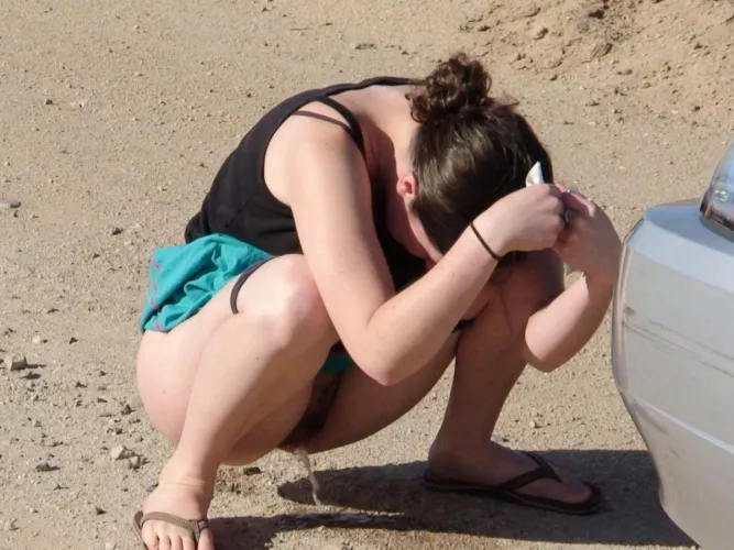 peeing in the desert by jennasiren