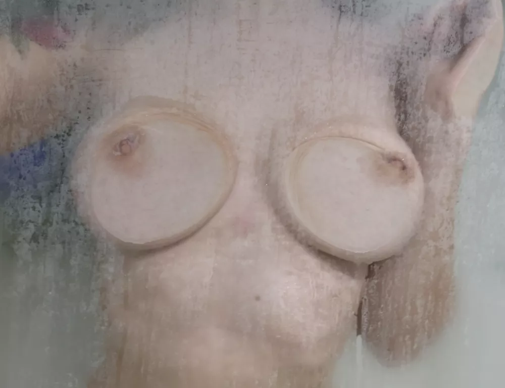 Pin me against the shower door posted by _Natie_