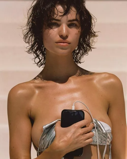 Robin Holzken by GlamorousJellyfish