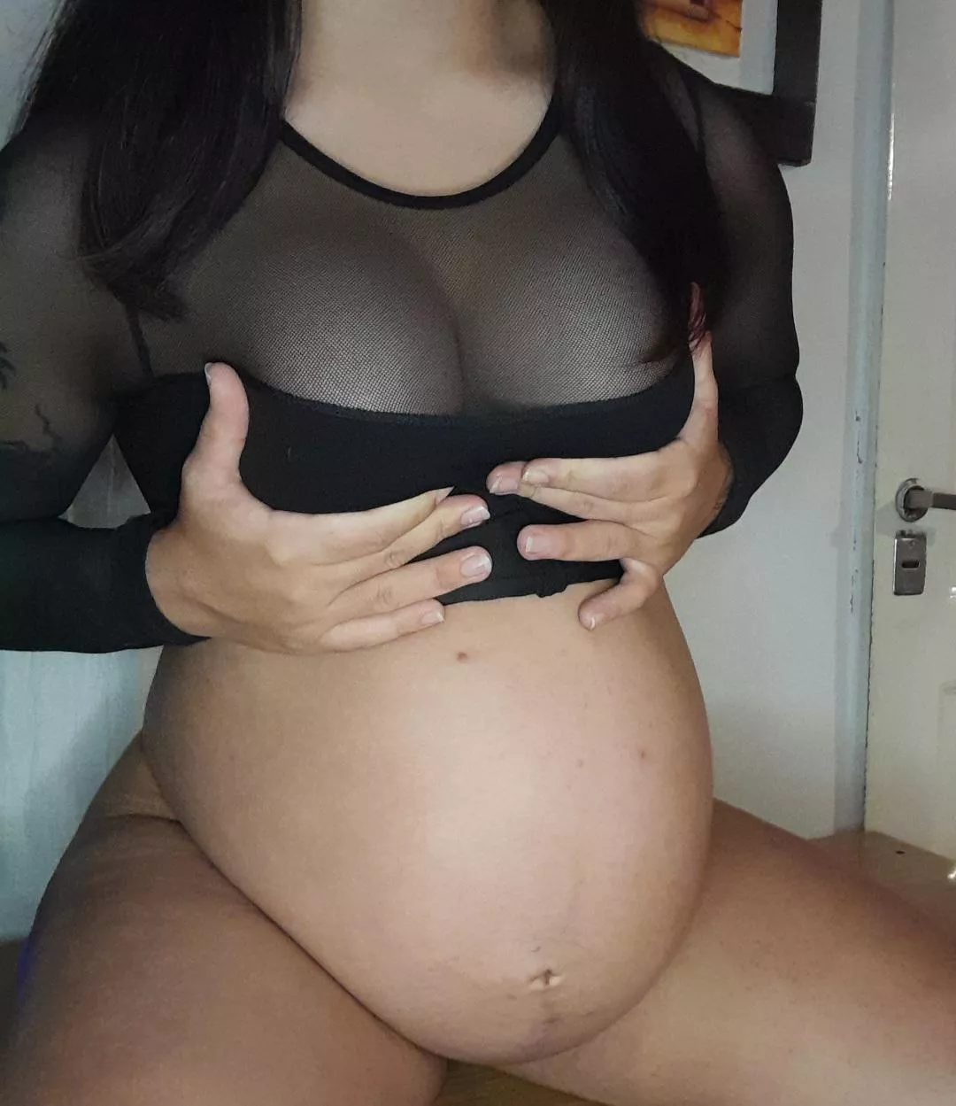 Say yes if you want to receive my nudes of a horny pregnant Latina posted by LatorreMelina