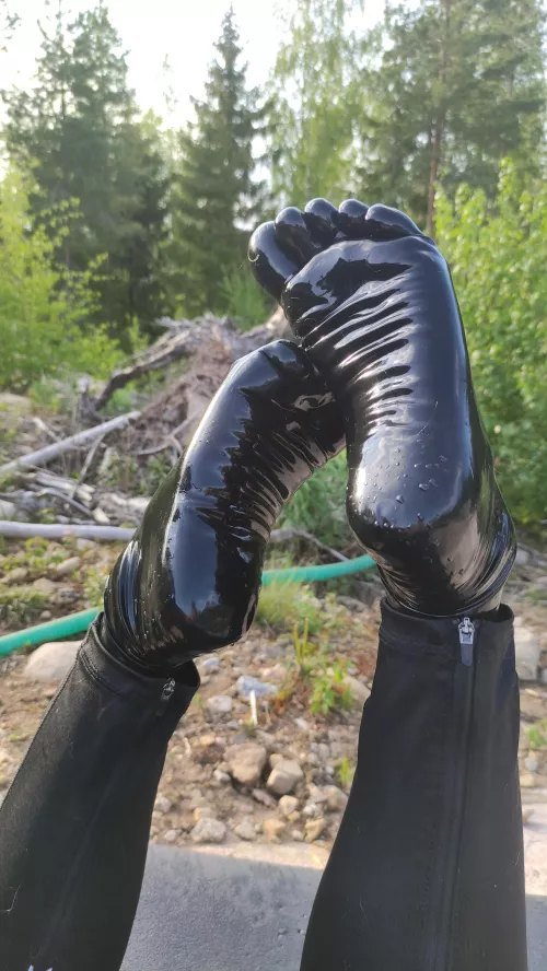 seriously in need of a footrub by Long-Seaworthiness38