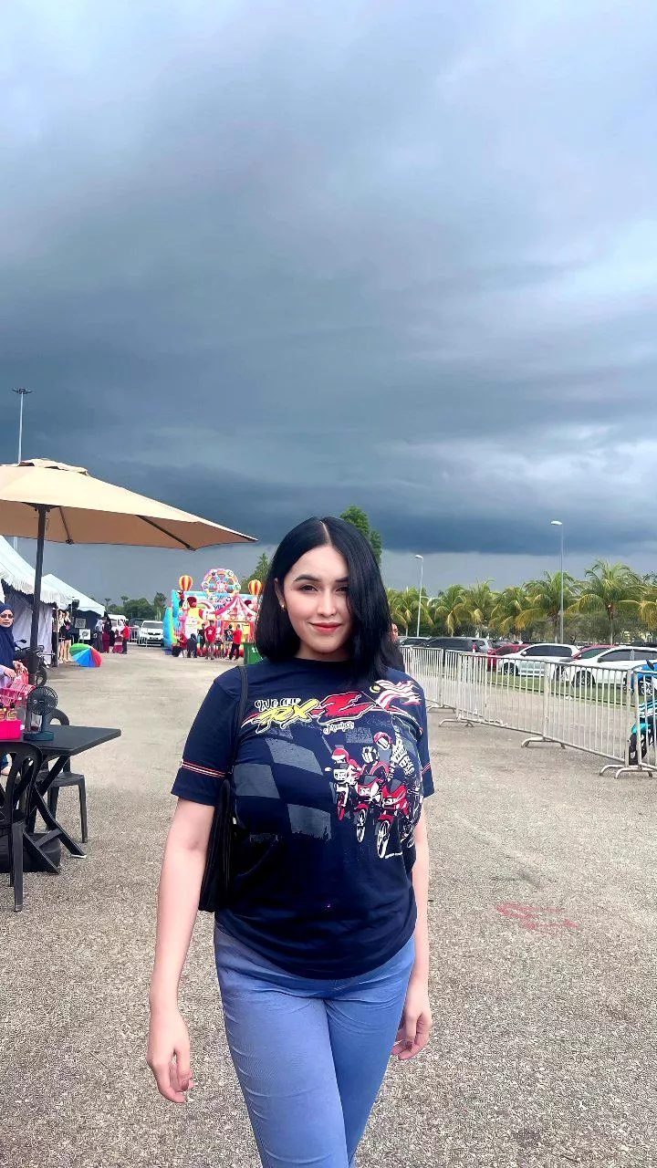 Storm is coming posted by Juju_pudding