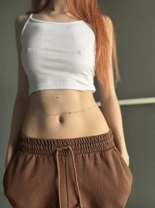 They really love to peek.. do you mind? by long-legzzz