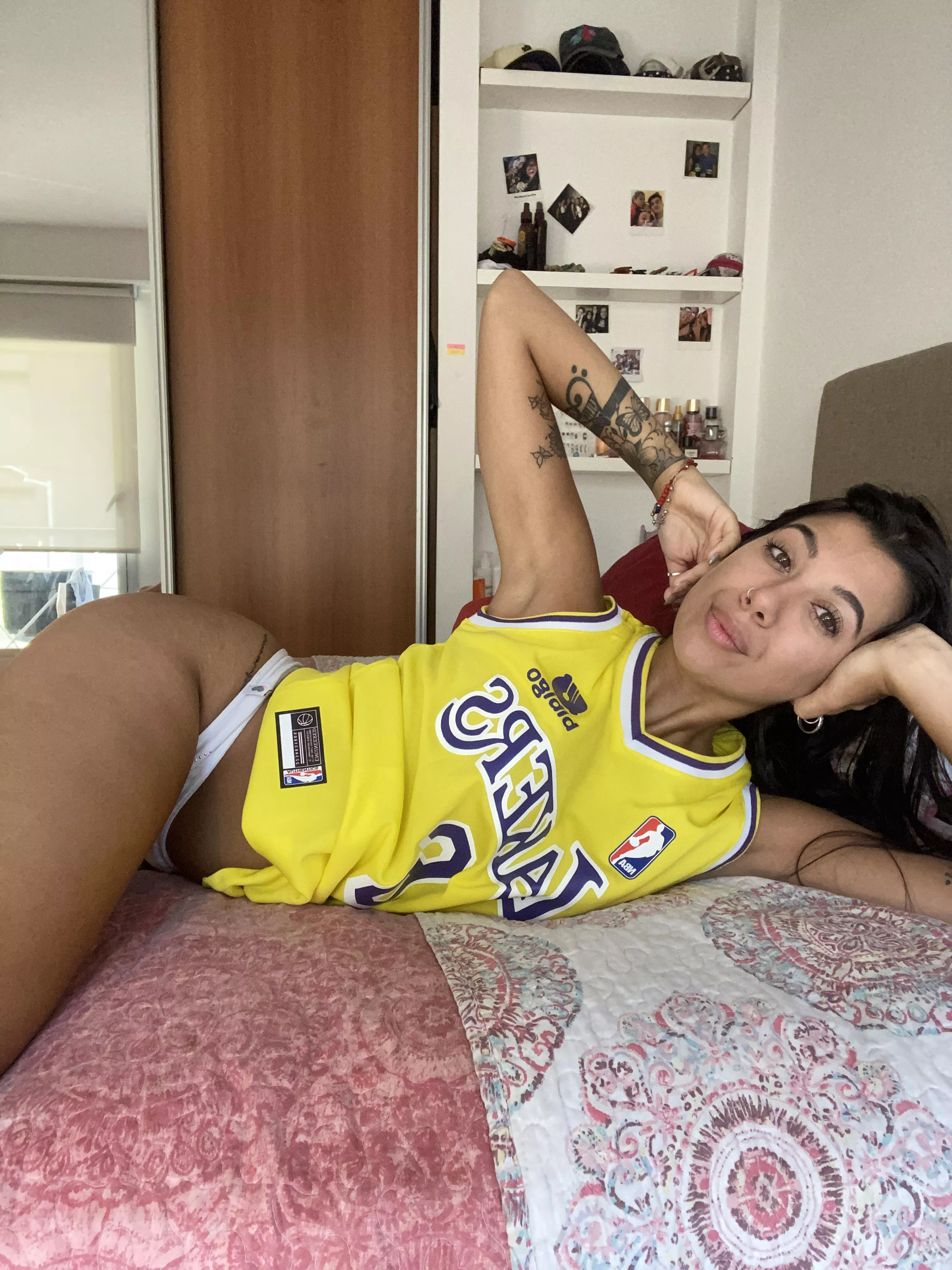 Would you invite me for lakers game to you if I go like this?				 posted by snails_with_hats