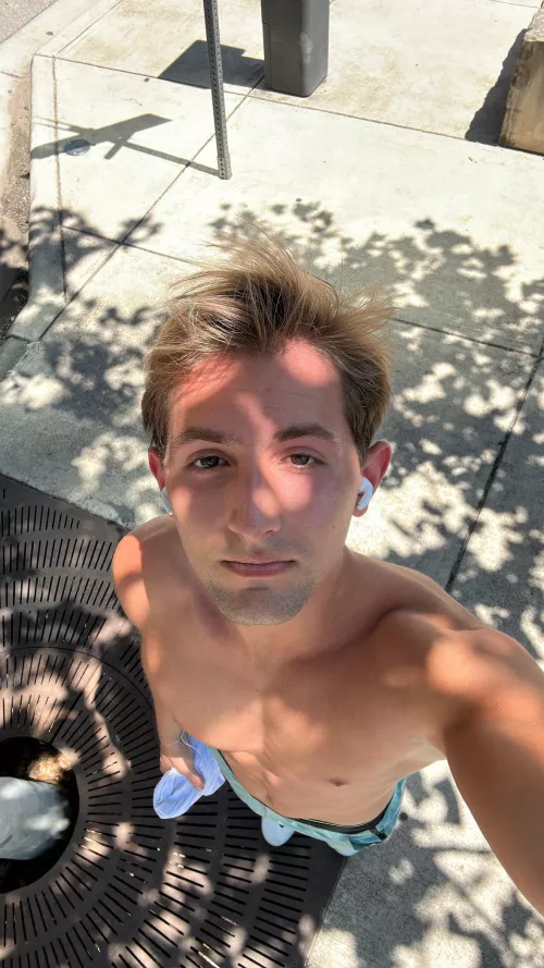 Wrapping up sunday with a run :) by Valus_