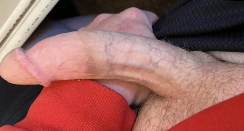 You like it curved? 💦 by TobyKeithJr