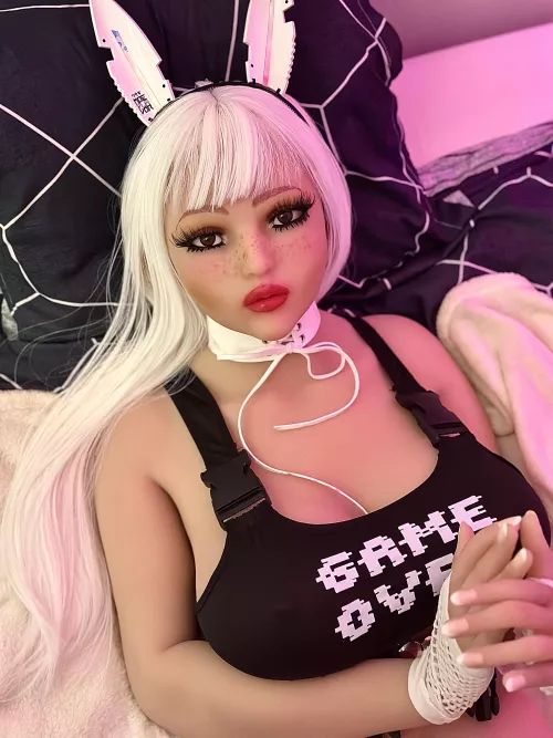 Yumi in Repair by Unusual-Option-6662