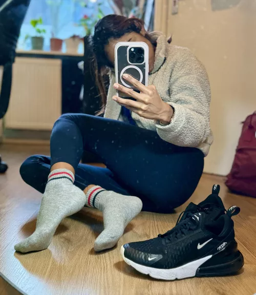 Back from the gym, wyd? 😈 by isa_stillsinning