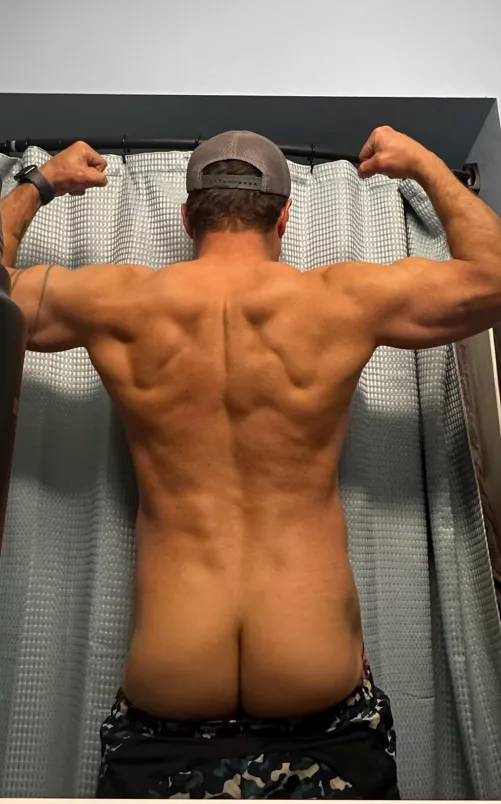 Bald otter  by Working_Confidence_6