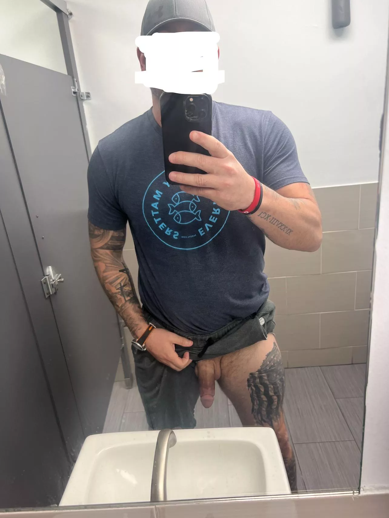 Chillin posted by Dry-Communication569