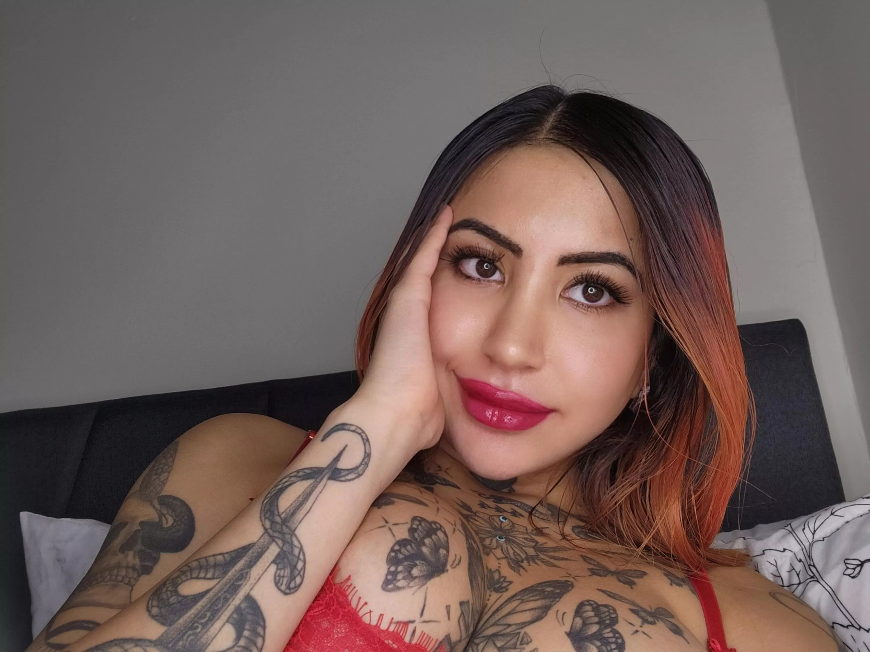 Doggy redhead needs you use her tattooed body posted by Eeriedarknesss