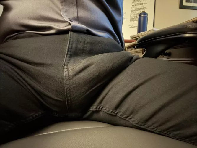 Ever get horny at work for no reason? by Frosty_Woodpecker409