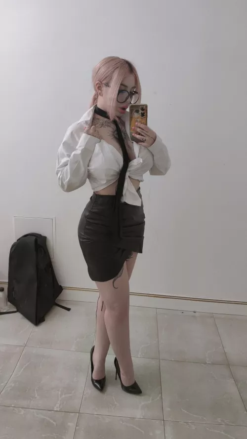 [f] PAWG + high heels = erection in your pants by Firm-Air-1444