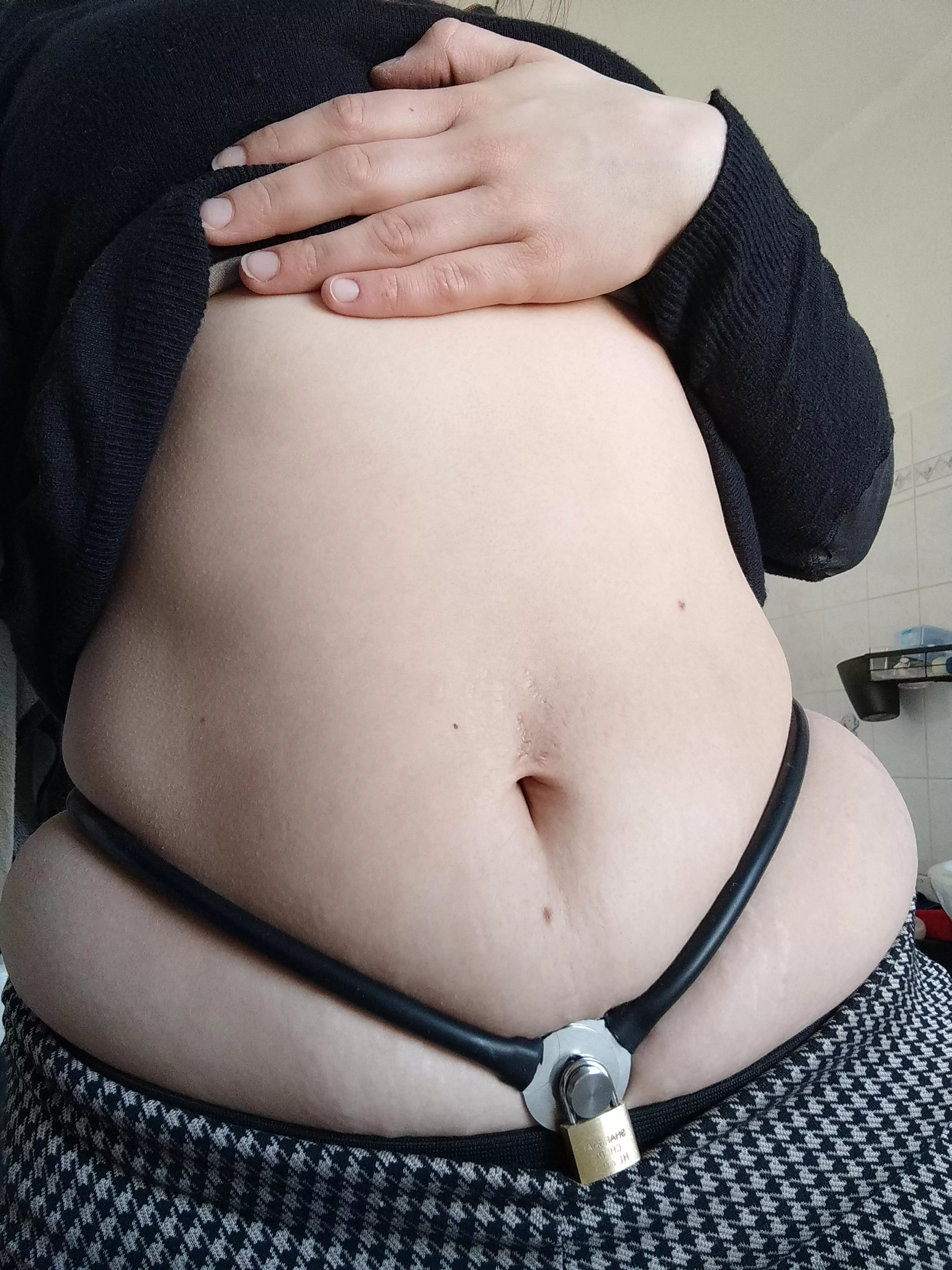 First Day at the Office, do you think my boss will notice ?  posted by The_Pidouette