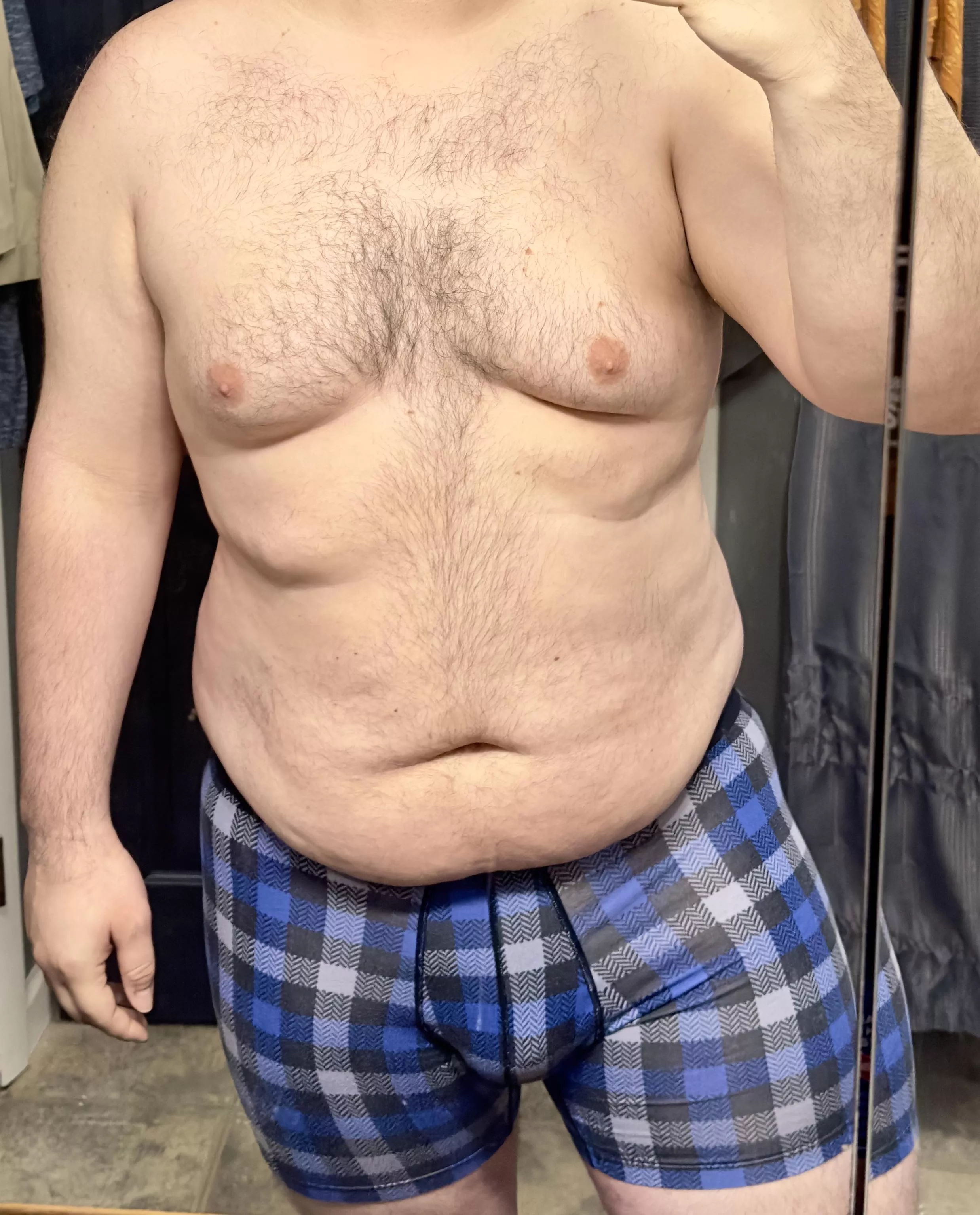 Happy Tummy Tuesday Men!  posted by Curious_Cub95