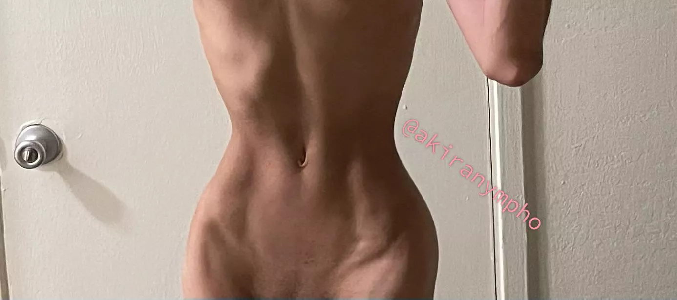 hold me tightly🥺 posted by akiranympho