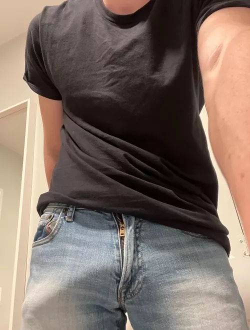 I know you want to see more by PmMeLovelyLadyBumps