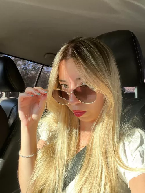 I love my nails, how about you? by elhostias23