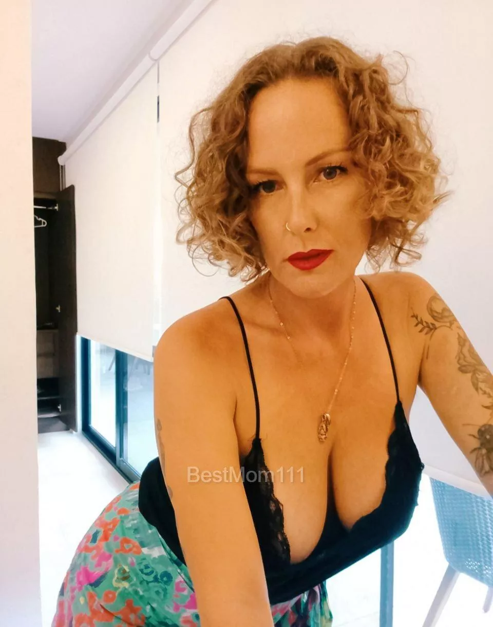 I need a young cub with a really thicc cock posted by BestMom111