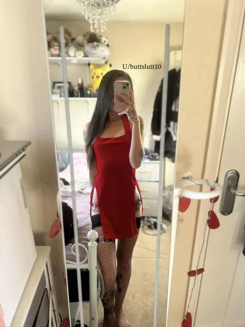 Is red my colour  by buttslutt10