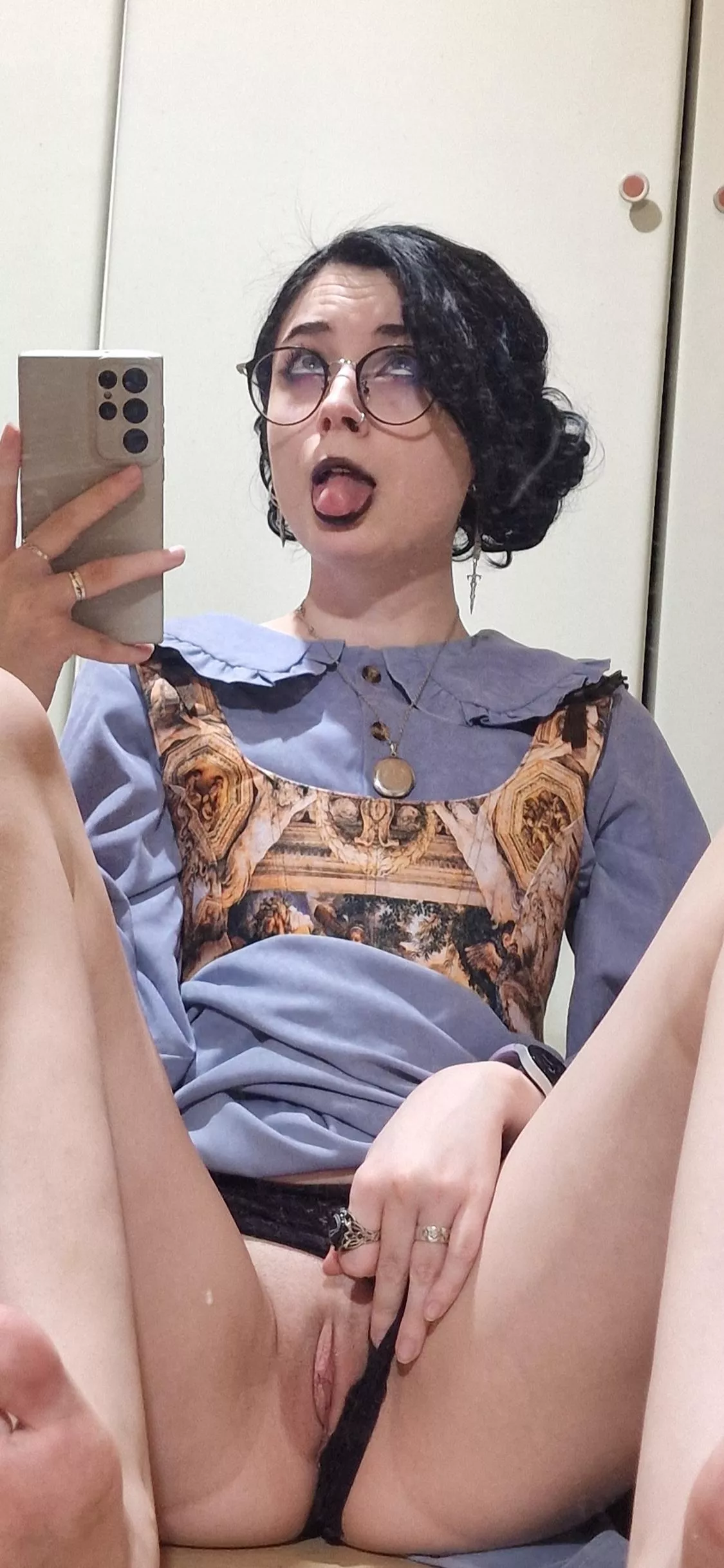 It's a difficult choice, but you'll have to choose where to finish posted by MereOasis