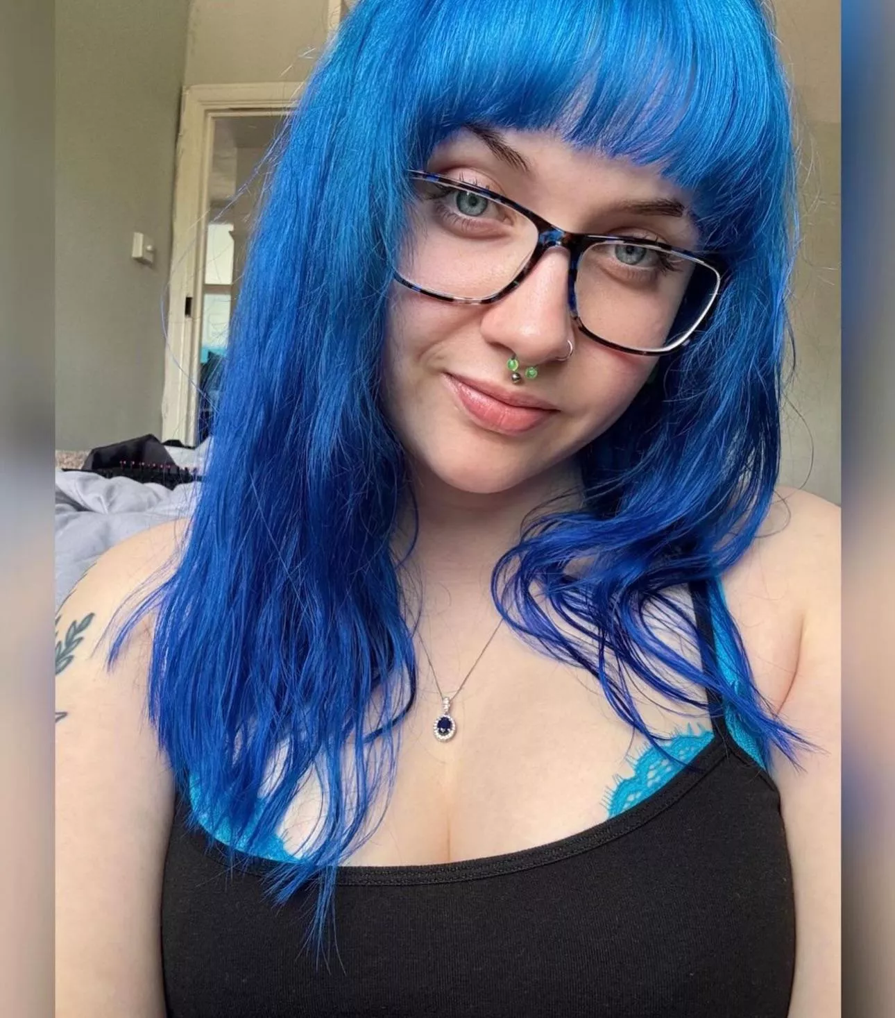 looking bluetiful 💙 posted by AndieHart98